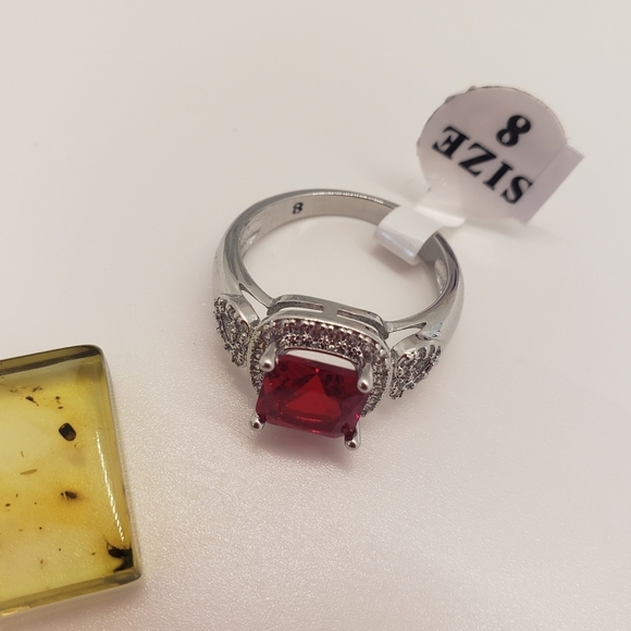 NEW Cubic Zirconia Elevated PAVE RED CRYSTAL Ring 8 Sterling Silver Plated - Picture 6 of 13